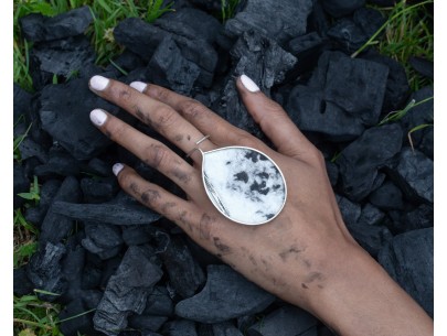 HOLLOW. A Lie Story [capsule collection] Oversized Ring Angela Ciobanu
