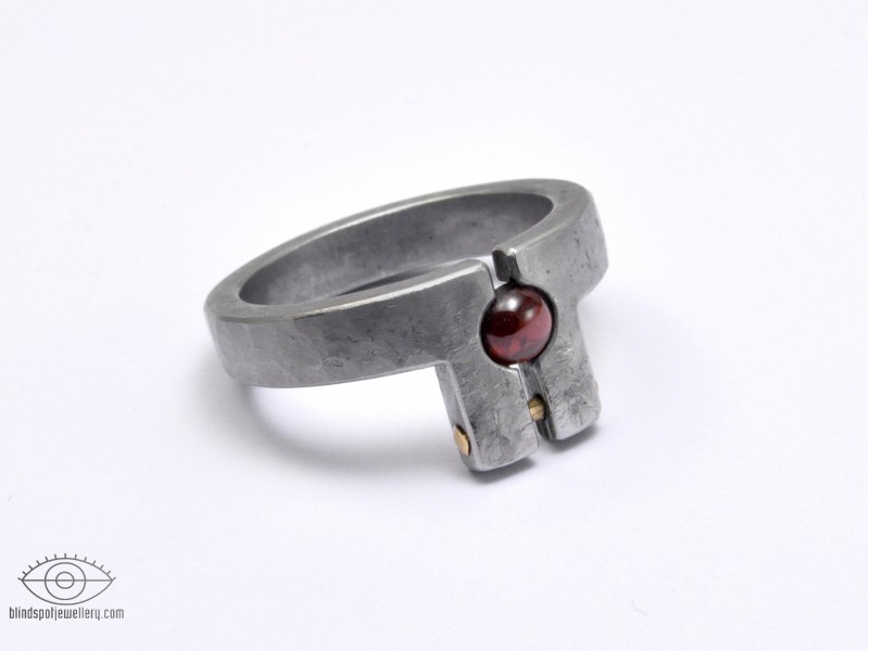 Gap of the Gods ring