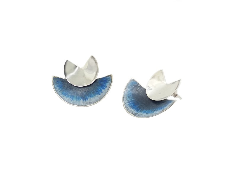 Eye earrings